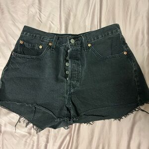 LEVIS- Black Jean Shorts with High-Waisted Design and Frayed Hem